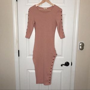 BUTTON DETAIL SWEATER DRESS LARGE